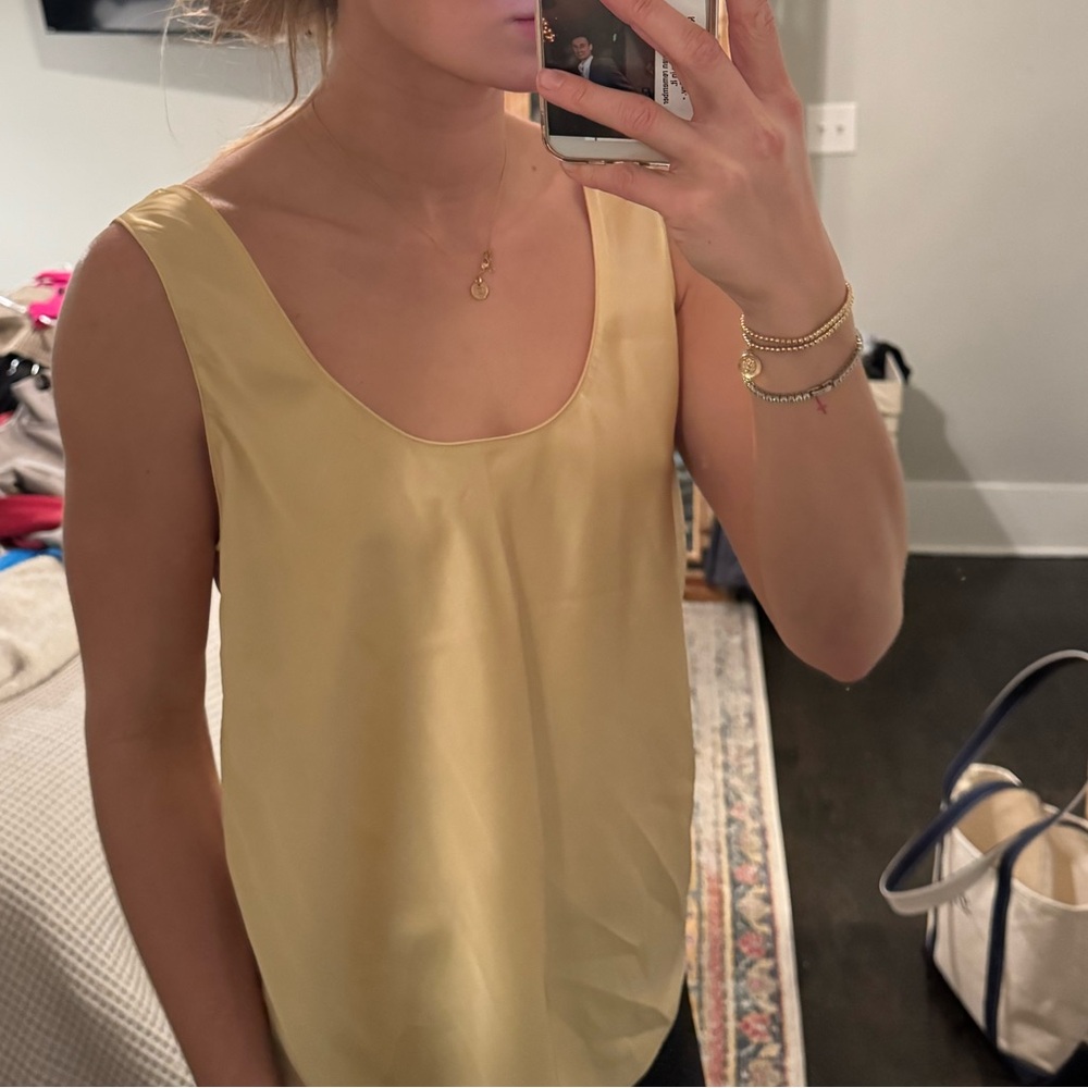 ABERCROMBIE SCOOP NECK